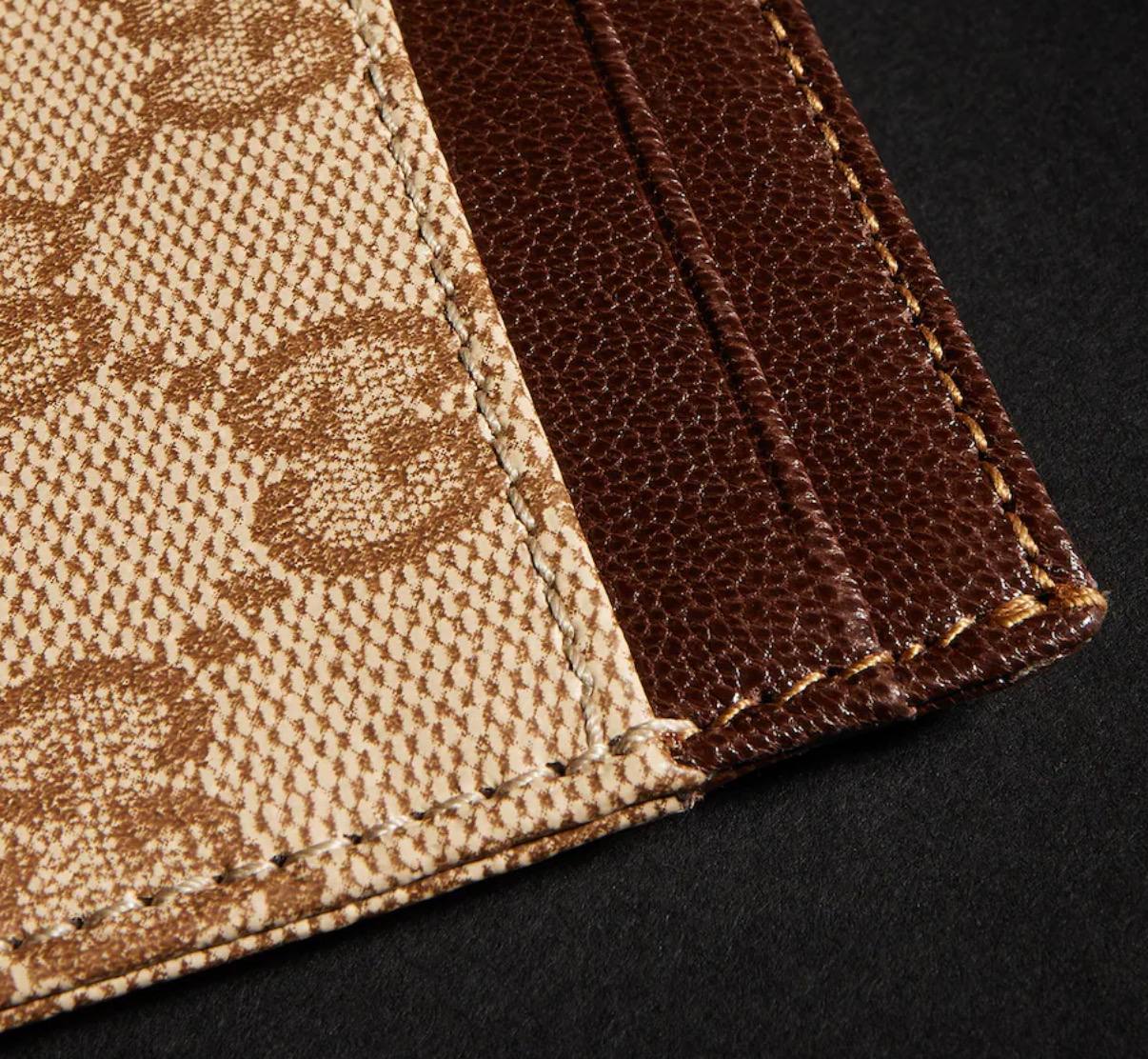 Gucci Essence Classic card case